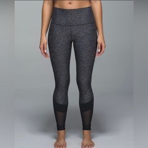 EUC Lululemon If You’re Lucky Leggings in Heathered Black/Deep Coal/Black.Size 6